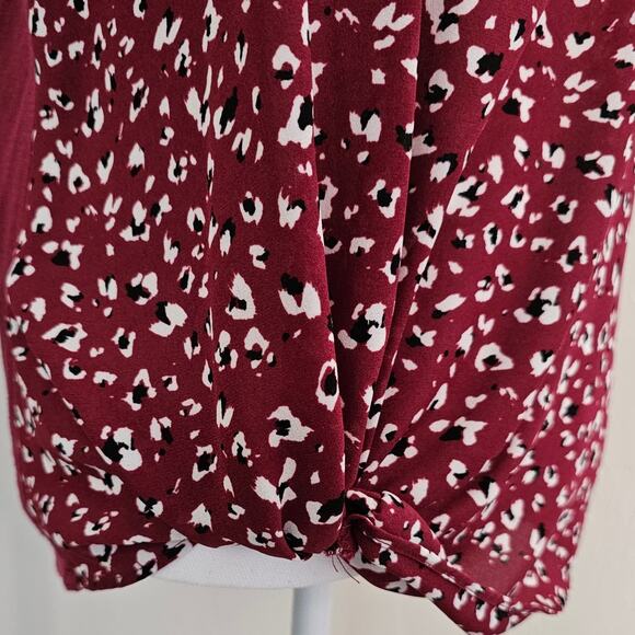 Apt. 9 Red Print Cap Sleeve Blouse - Picture 5 of 7